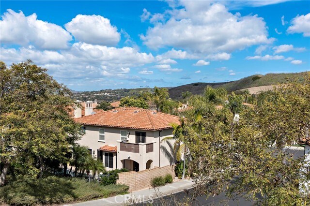 Building Photo - 28412 Via Mondano