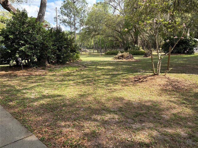 Building Photo - 3205 SE 23rd Pl