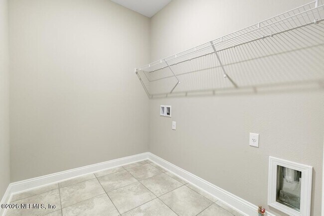 Building Photo - 50 Martos Ct