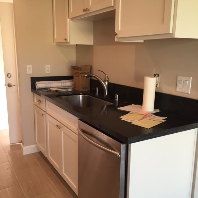 Building Photo - Charming Detached Home