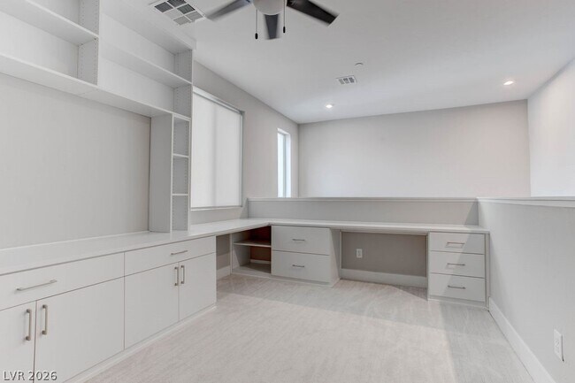 Building Photo - 646 Infinity Rdg St