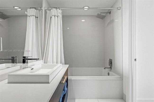 Building Photo - 45 SW 9th St