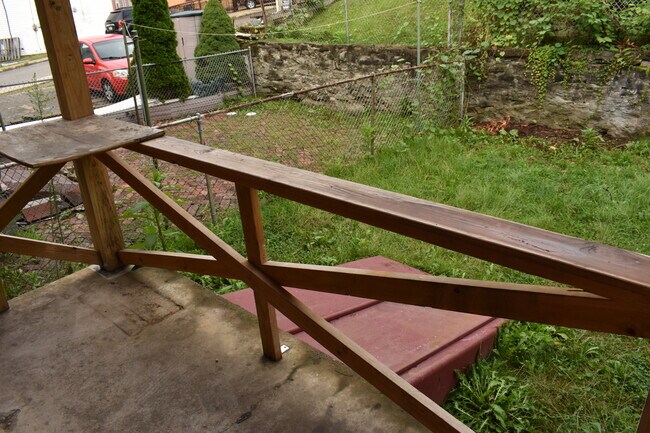 Back deck - 32 Welsford St