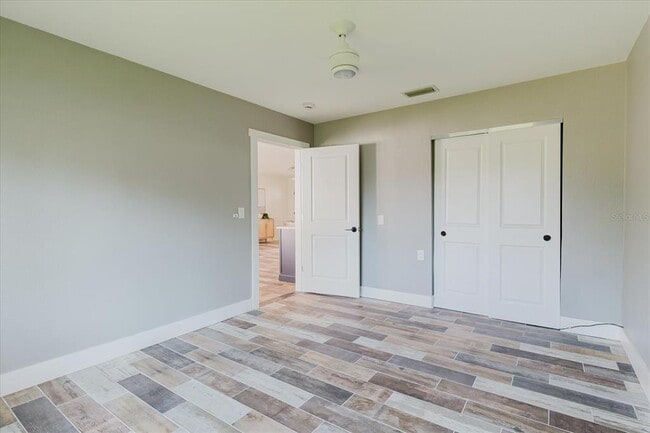 Building Photo - 411 87th Ave