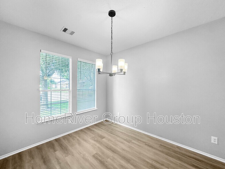 Building Photo - 20146 Jasper Oaks Dr