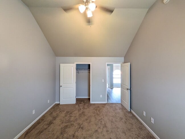 Building Photo - 2609 Serenity Ln