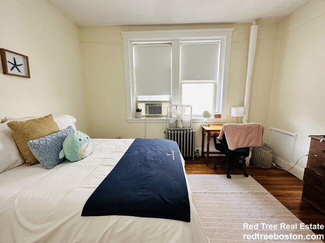 Building Photo - 20 Colborne Rd