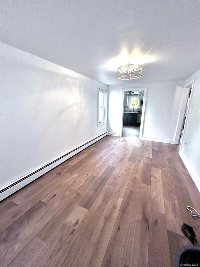 Building Photo - 73A E Railroad Ave