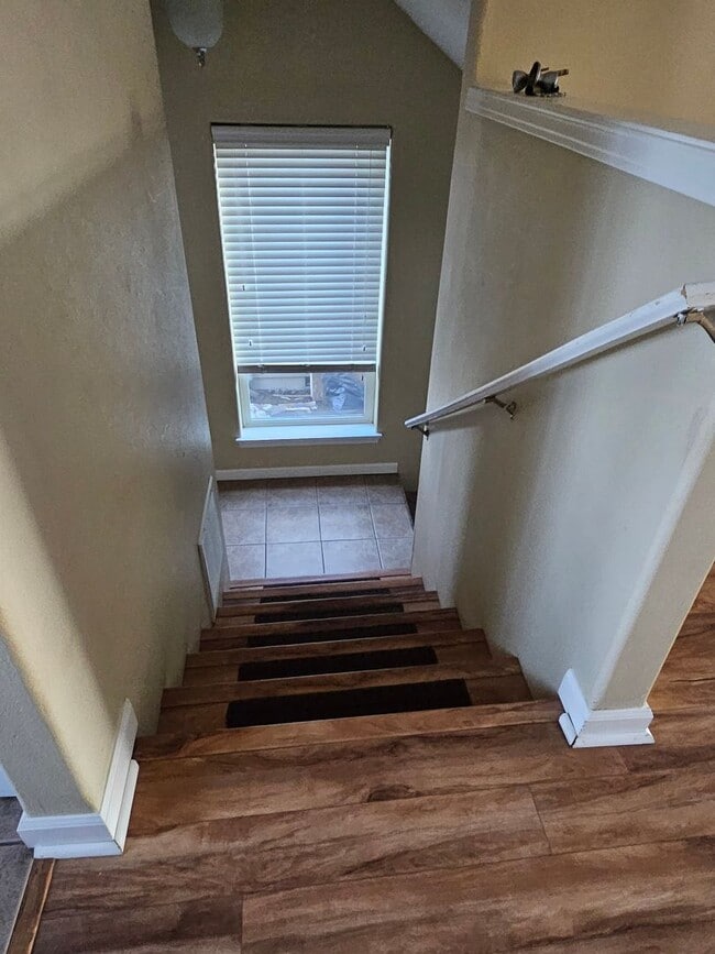 Building Photo - T2834