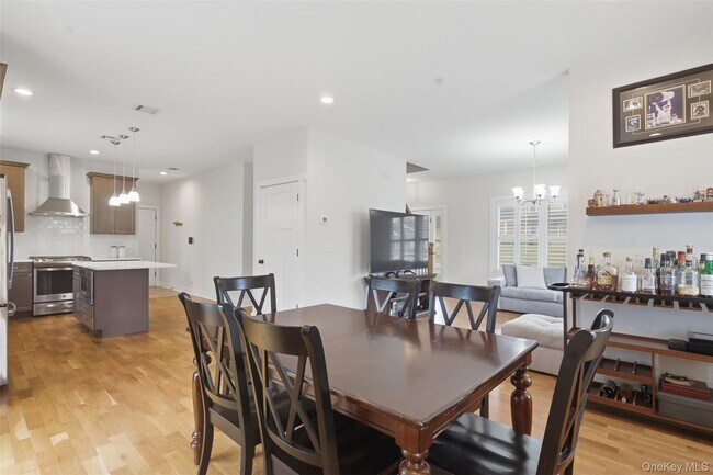 Building Photo - 108 Joyce Wy