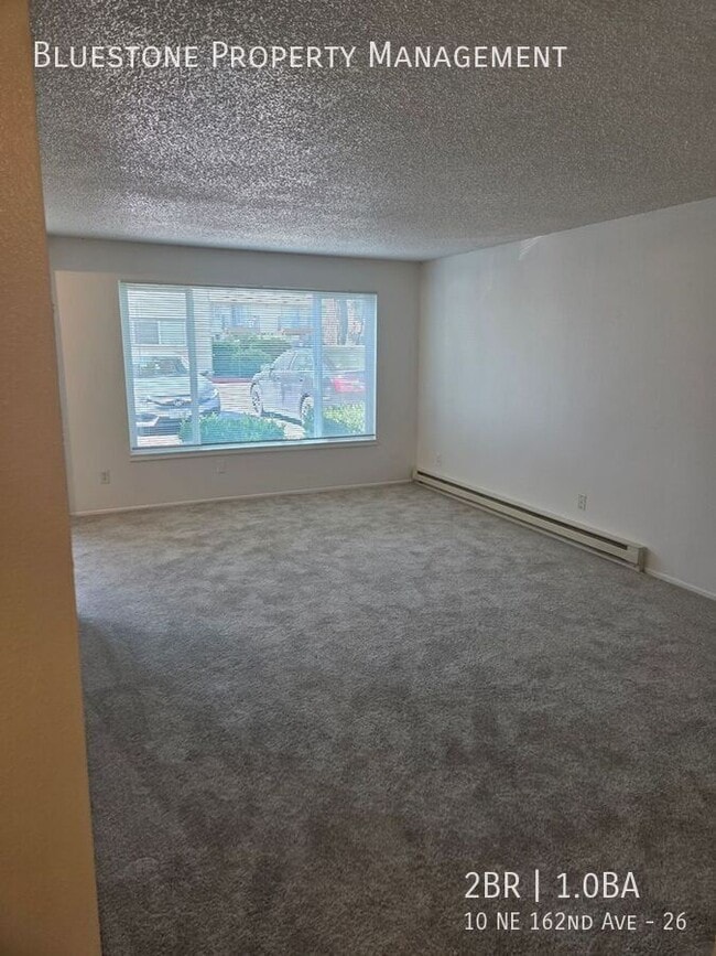 Building Photo - 10 NE 162nd Ave