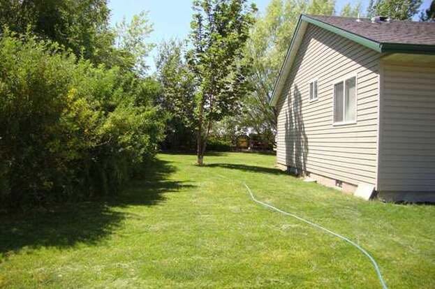 Building Photo - 60 N 160 E