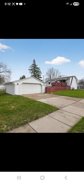 Building Photo - 9187 Sheldon Rd
