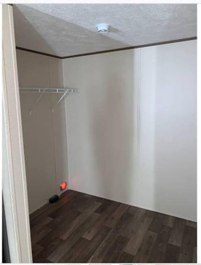 Building Photo - 2 BD/2 BA Trailer Home $1450 Pet Friendly and Students Welcome with Co-Signers-Available May 15th