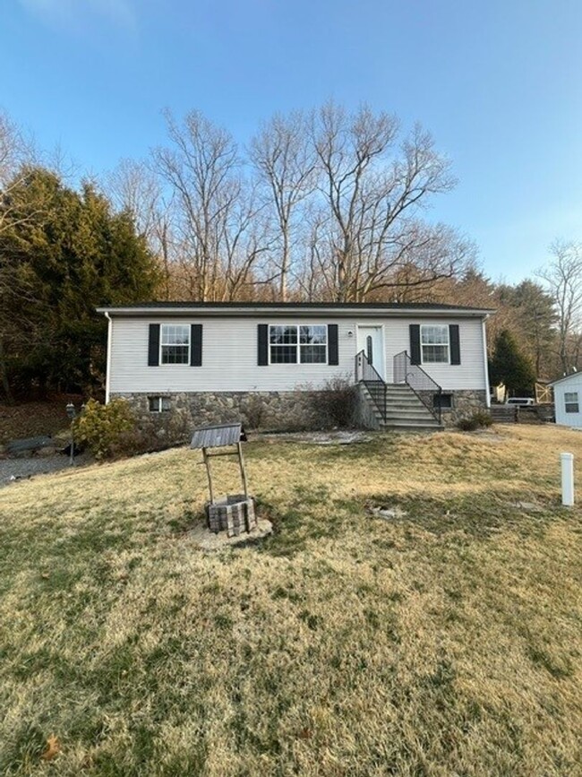 Primary Photo - 3 bedroom 3 bathroom