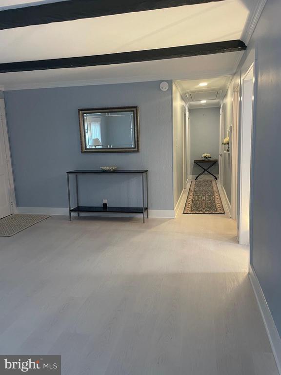 Building Photo - 3 Talbot Ave