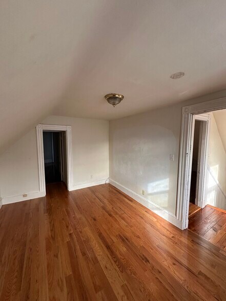 Building Photo - 15 Cushman Rd