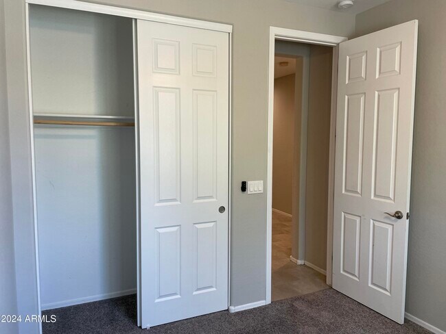 Building Photo - 16607 W Mescal St