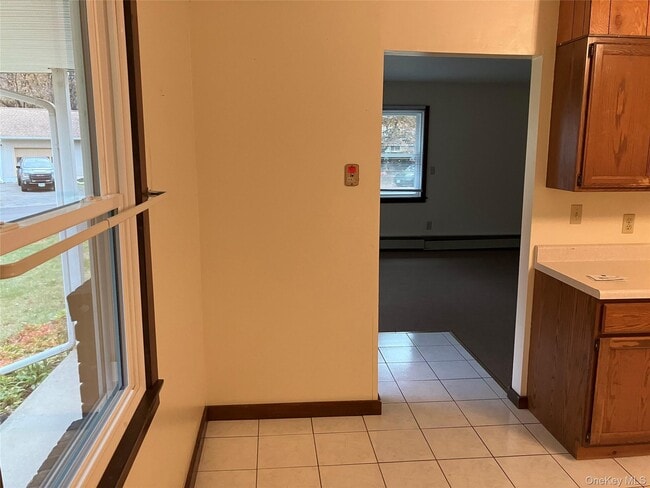 Building Photo - 48 Jefferson Rd