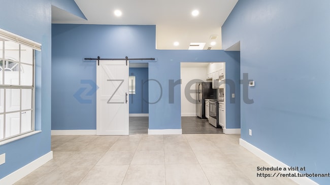 Building Photo - 5412 Lewiston St