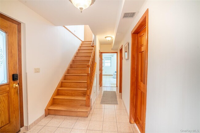 Building Photo - 1250 2nd St