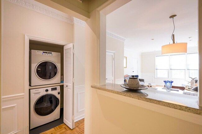 Building Photo - 1753 Q St NW