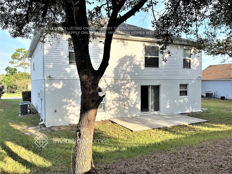 Building Photo - 1754 McFarlane Ave
