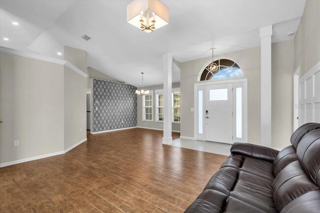 Building Photo - 5828 Sandy Pointe Dr