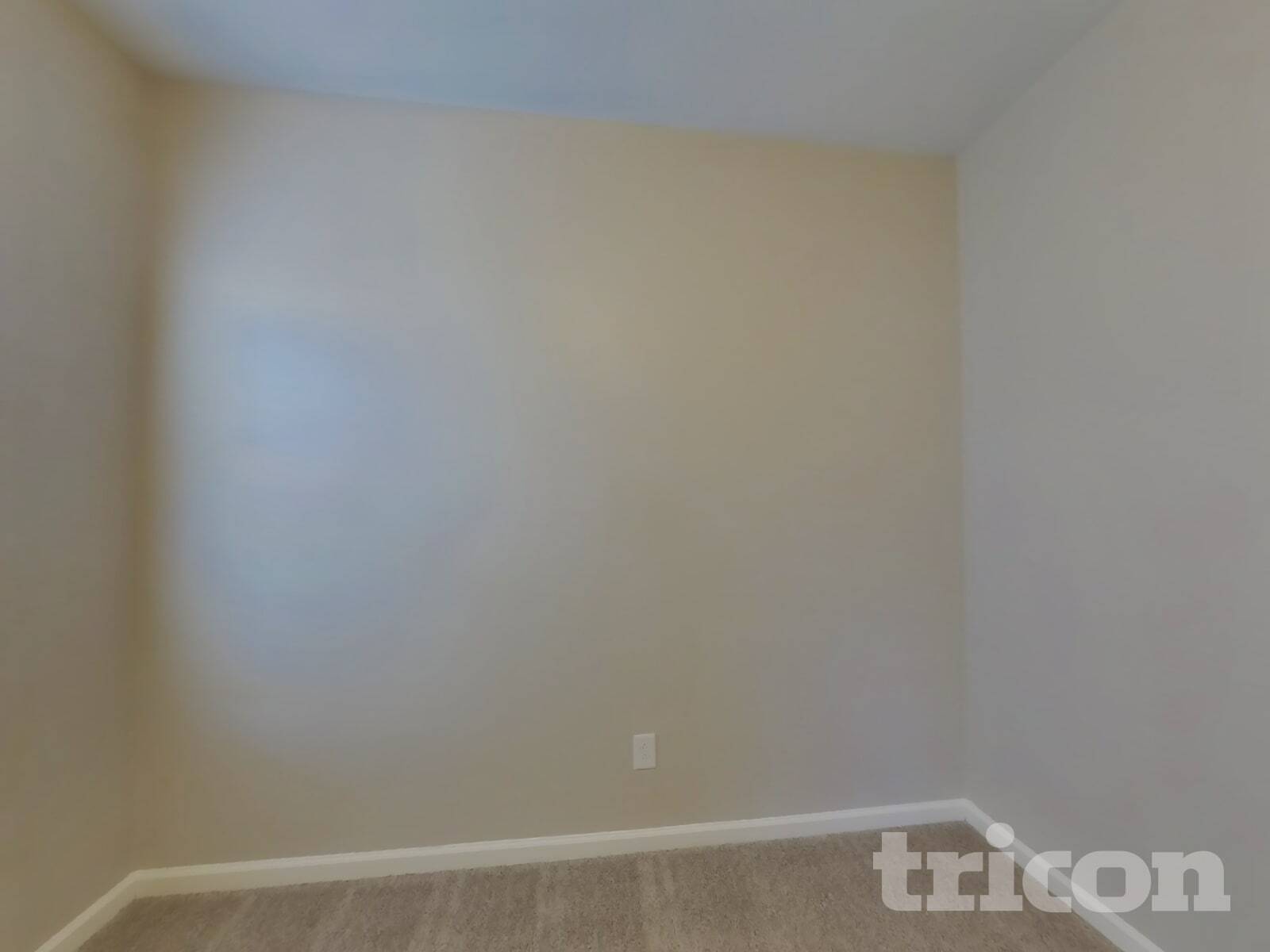 Building Photo - 735 Longford Dr