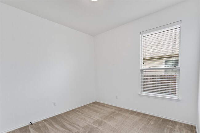 Building Photo - 12417 Franklin D Roosevelt St
