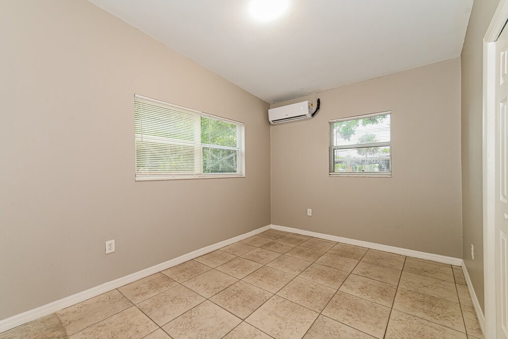 Building Photo - 3716 Belmont St