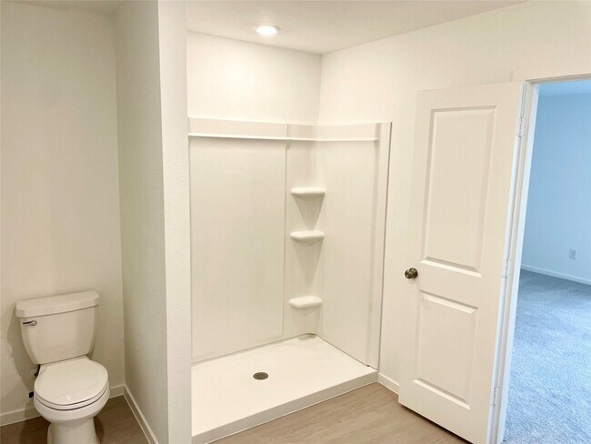 Building Photo - 6330 Breakaway Grv Dr