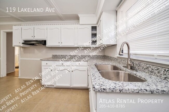 Building Photo - 119 Lakeland Ave