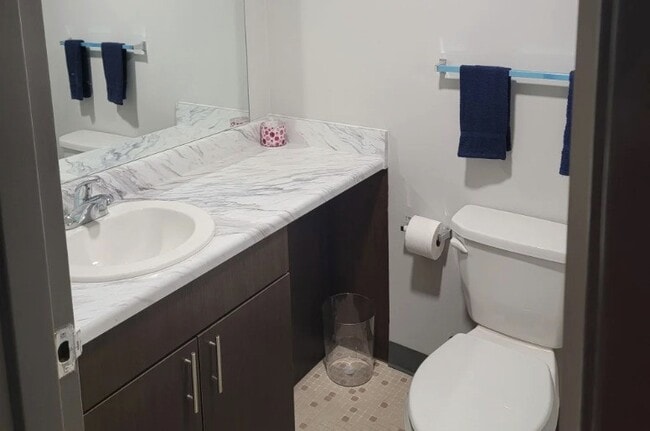 Building Photo - 4205 Hatch Blvd