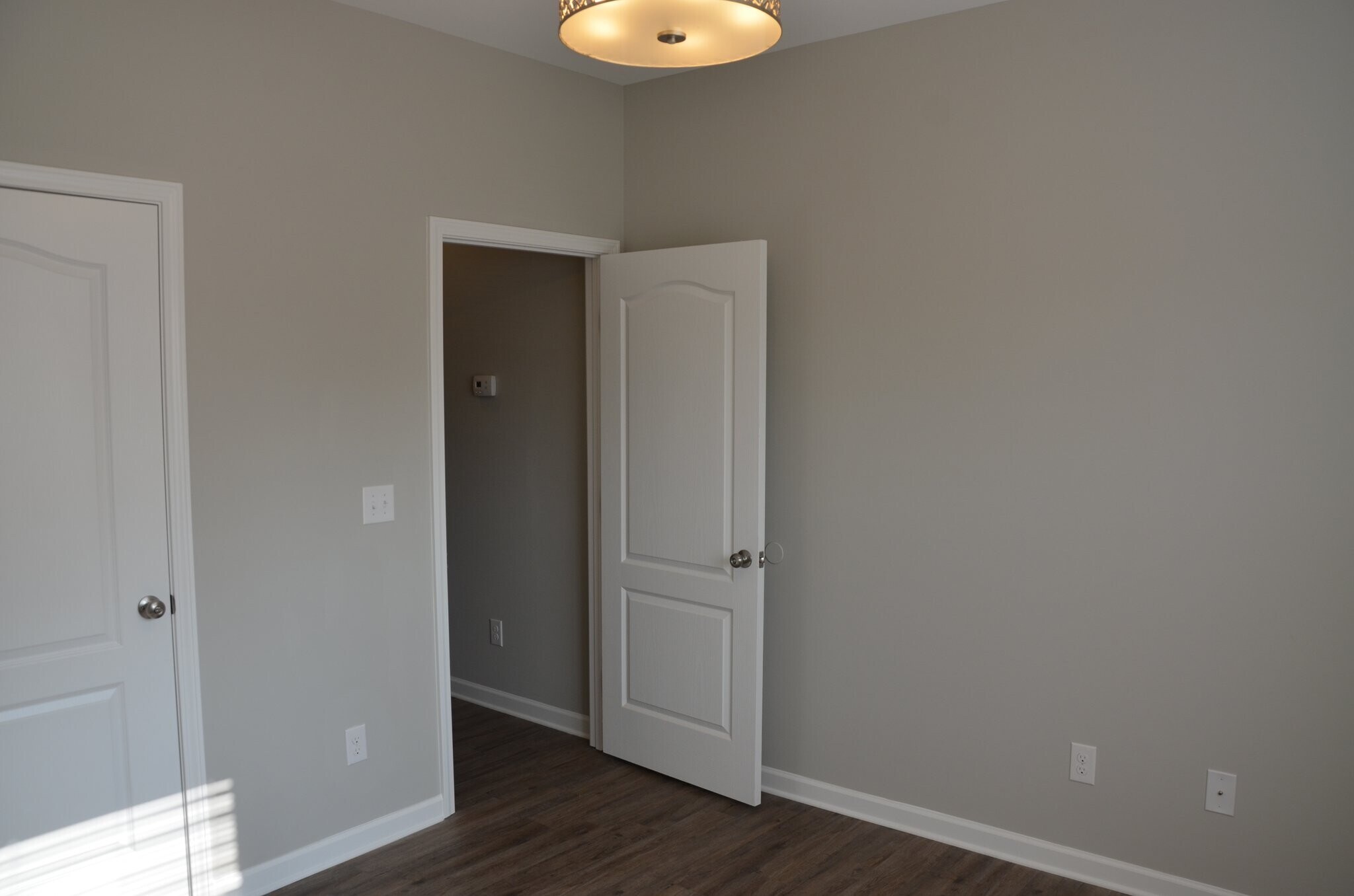 Building Photo - 2265 9th Ave Pl NE