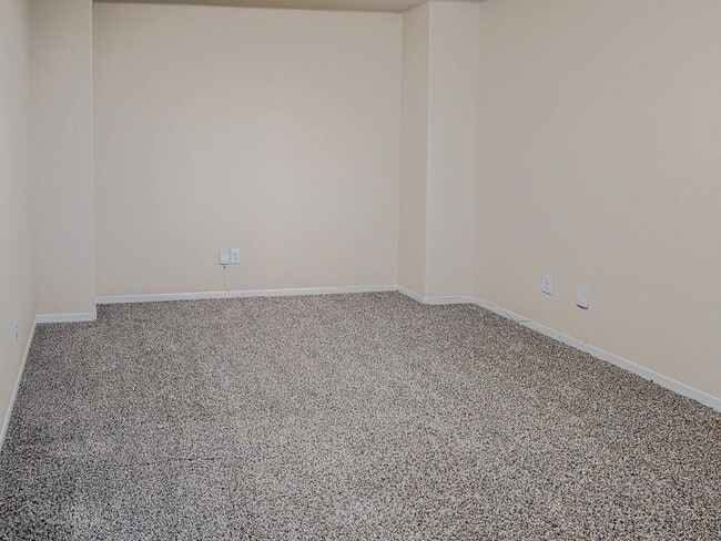 Building Photo - 3223 Zephyr Glen Way