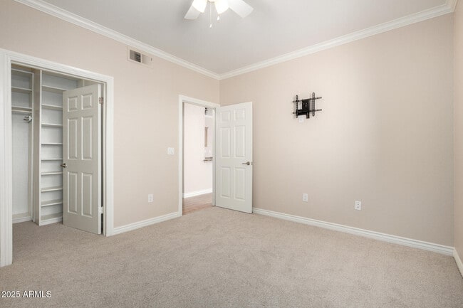 Building Photo - 7009 E Acoma Dr