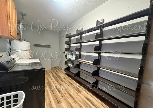 Building Photo - Cedar Ridge 3BR/3BA – Modern Amenities in ...