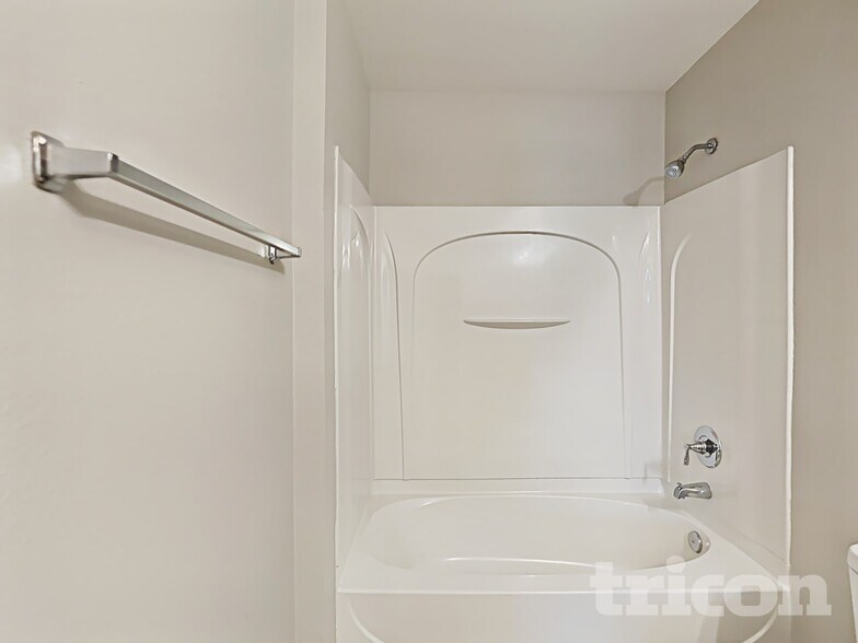Building Photo - 4065 Banbridge Dr