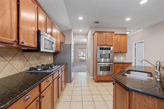 Building Photo - 1609 Hidden Springs Path