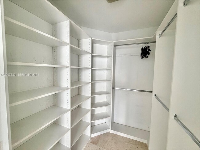 Building Photo - 88 SW 7th St