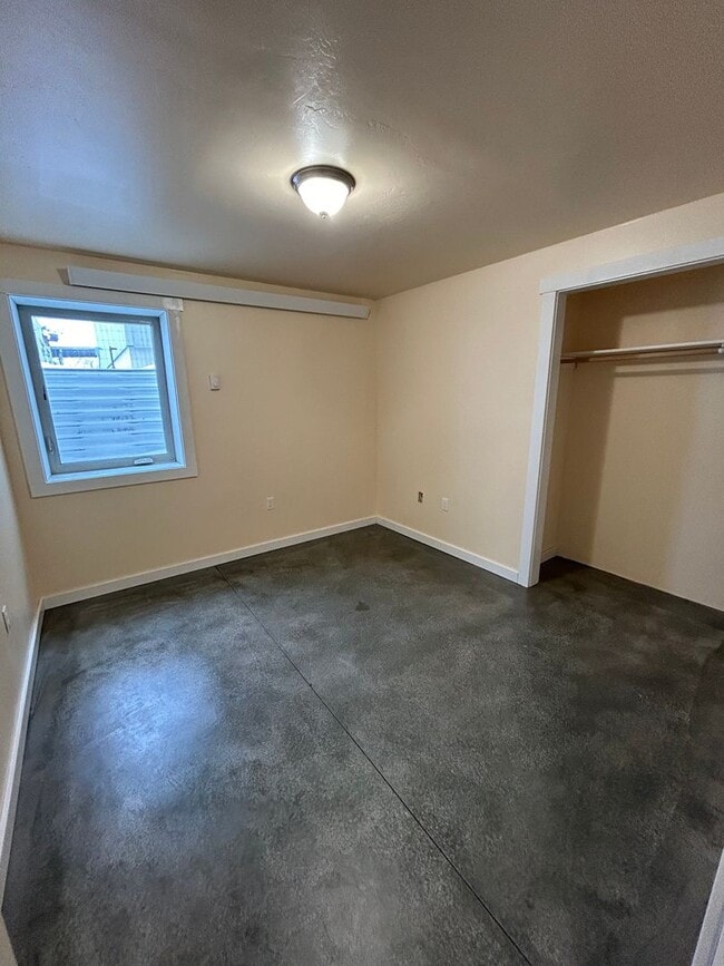 Building Photo - 1242 Grizzly Trail