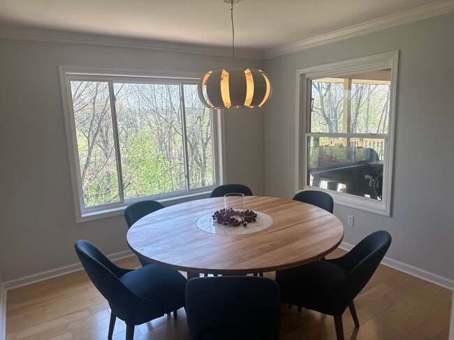 Building Photo - Available June 1st! Beautiful 4-Bedroom, 2...