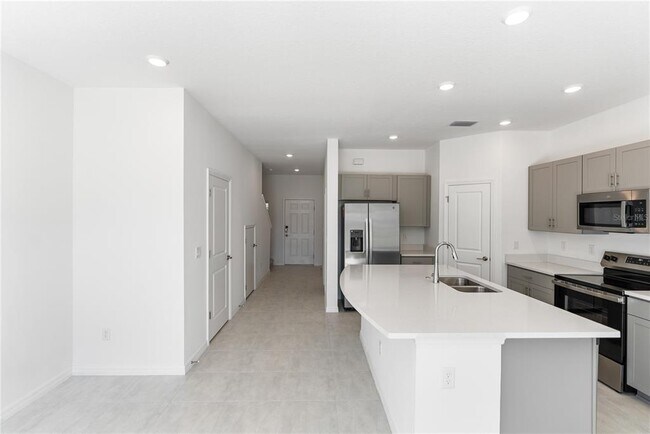 Building Photo - 15117 Cuzcorro Ct