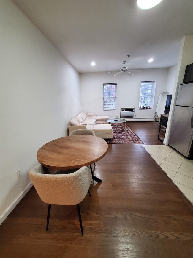 Building Photo - 128 Prospect Ave