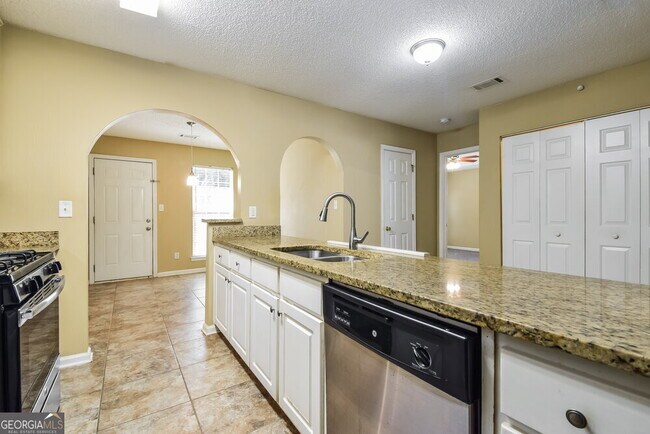 Building Photo - 6487 Gina Agha Cir