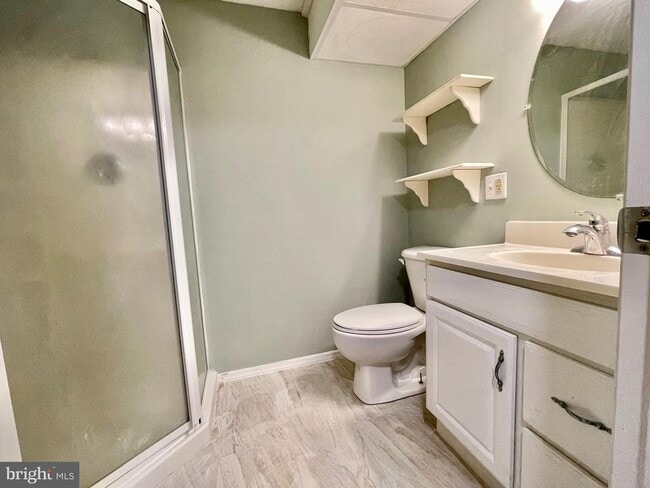 Building Photo - 10 Darbytown Ct