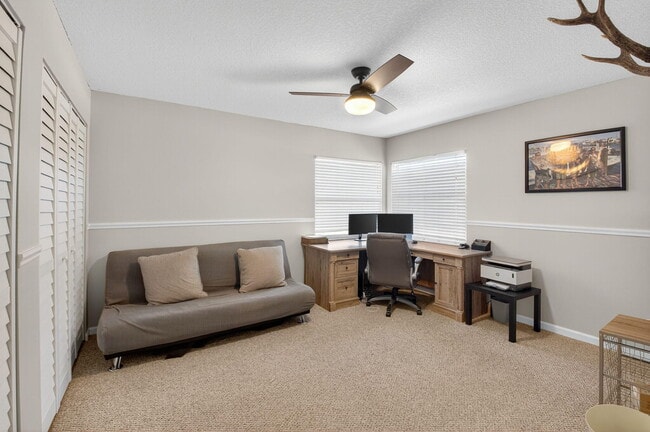 Building Photo - 6701 Hillside Ln