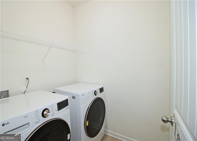Building Photo - 1390 Napa Valley Dr SW