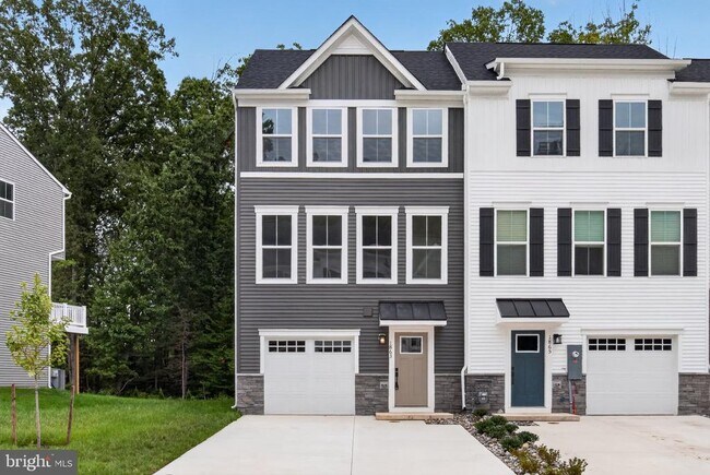 Building Photo - 1863 Bergerac Ct